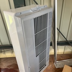 【使用少数美品！】2024年製コロナ　窓用エアコン(木造4畳・鉄筋6畳)の画像