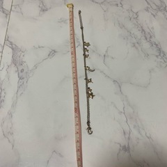 ゴールドキラキラ　ブレスレットの画像