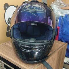 “まずはアライで試そう！”そんな方にオススメ『✨ヘルメットの世界のブランド アライ✨』Arai RX-7 ヘルメット （57-58）CM Araiの画像