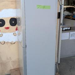 シャープ冷蔵庫271㍑2018年　中古品の画像