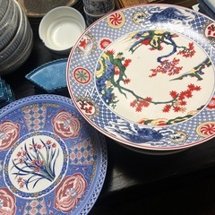 お皿や器を売ります。の画像