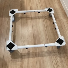洗濯機まわりの掃除が便利！キャスター付き洗濯機かさ上げ台の画像