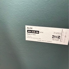 IKEAのデスクの画像