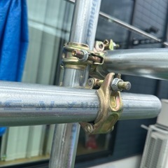 金属製パイプ、接続部品(写真のが全て)の画像