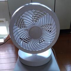 ミニサーキュレーターとミニ扇風機で１５００円の画像