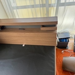 ベッドフレームの画像