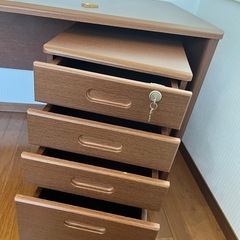 机　デスクワゴン４段　机上ラックの画像