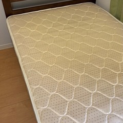 シングルベッドの画像