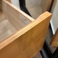【武蔵小山店】 無印 無印良品 MUJI 木製チェスト 4段チェスト オーク材チェスト チェスト タンス 引き出しチェスト 衣類収納 ナチュラル家具 北欧風チェスト 無印木製収納 スライドレールチェスト 無印家具 美品チェスト 中古家具の画像