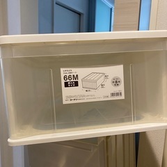 押入れサイズ衣装ケースの画像