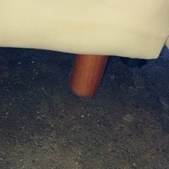 白いレザーのソファー🛋️の画像
