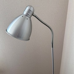 IKEA スタンドライトの画像