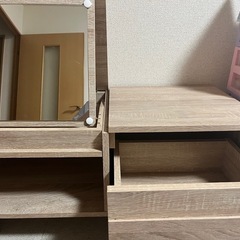収納付きテーブルの画像