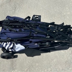 二人乗りベビーカーの画像