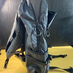 R905/マイケル リンネル バックパック 27リットル ブラック サイズ：横約30cm×縦約45cm×マチ約18cm 素材：ナイロンA.R.M.Sの画像