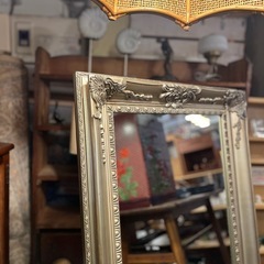 【武蔵小山店】 ウォールミラー 姿見鏡 スタンドミラー 全身鏡 大型ミラー アンティークミラー 装飾ミラー ゴシックミラー ビンテージミラー 壁掛け鏡 立て掛け鏡 インテリアミラー ロココ調ミラー クラシックミラー 洋風鏡 大型鏡 中古ミラー 美品鏡 検） ビーカンパニー b-companyの画像