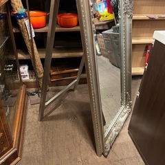 【武蔵小山店】 ウォールミラー 姿見鏡 スタンドミラー 全身鏡 大型ミラー アンティークミラー 装飾ミラー ゴシックミラー ビンテージミラー 壁掛け鏡 立て掛け鏡 インテリアミラー ロココ調ミラー クラシックミラー 洋風鏡 大型鏡 中古ミラー 美品鏡 検） ビーカンパニー b-companyの画像