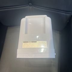 【ジャンク品】EENOUR 小型冷温庫 ポータブル冷蔵庫の画像