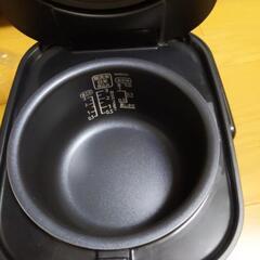 アイリスオーヤマ炊飯器の画像
