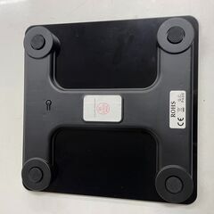 体重計　No.4121　デジタル　ブラック　ガラス天板　【リサイクルショップどりーむ荒田店】の画像