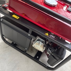 発電機　ワキタ　明邦　HC2500-6 使用回数1回の画像