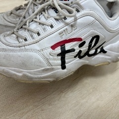 FILA スニーカーの画像
