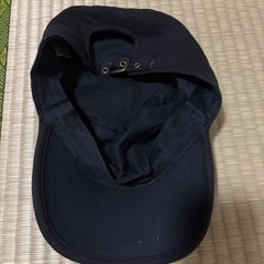 黒のキャスケット？の画像