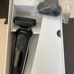 電動ひげそりの画像