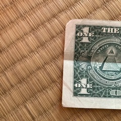 1ドルの画像