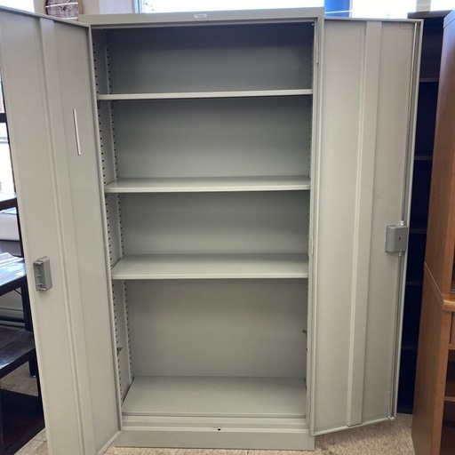 【ジモティー割引で最大15％OFF⭐️】NAIKI スチールキャビネット