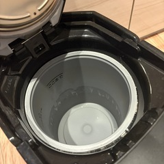 タイガー電気ポットの画像