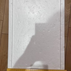 発泡スチロール箱の画像