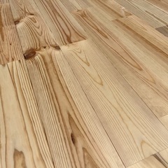 【DIYグレード大特価】信州赤松無垢フローリング無塗装品 1820×15×114(mm) 8枚入！在庫57ケースほどありますので複数の方へ販売できます。の画像