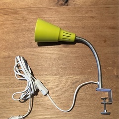 デスクライト　ライムグリーン　IKEA KVARTの画像