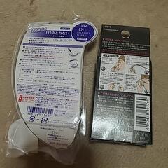 つけまつ毛接着剤（オマケで未使用のつけまつ毛1セット）の画像