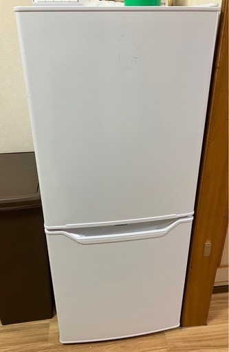 山善冷凍冷蔵庫YFRD111(W) (めい) 宇都宮のキッチン家電《冷蔵庫
