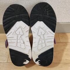 西松屋　スニーカーの画像