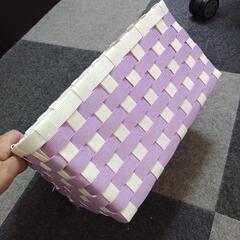 四角カゴ(薄紫)の画像