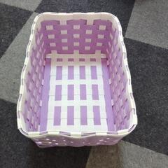 四角カゴ(薄紫)の画像