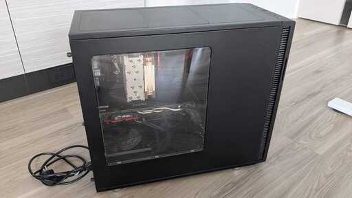 非常に良好な状態のデスクトップPC