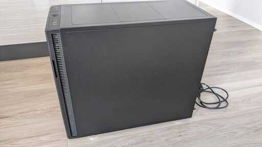 非常に良好な状態のデスクトップPC