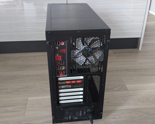 非常に良好な状態のデスクトップPC