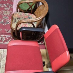 逗子 無料あげます 座椅子 チェア 中座椅子 スツールリビング  和室の椅子 畳椅子 曲げ木座椅子 竹製 藤編み お座敷 一人掛け 花柄 フロアチェア コンパクト 脚なしの椅子 あぐら座椅子 背もたれ 天然木 ローチェア シンプル 座イス 家具いす タタミ テレビ視聴 旅館の画像