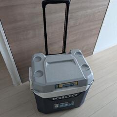 58Lのクーラーボックスの画像