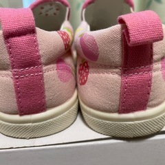 フルーツ柄スリッポン　18センチの画像