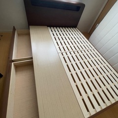 ニトリ　ダブルベッド　フレームのみの画像