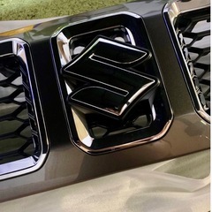 スズキ ジムニーノマド フロントグリル 新車外しの画像