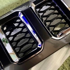 スズキ ジムニーノマド フロントグリル 新車外しの画像