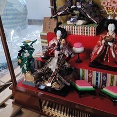 雛人形 。オルゴール付きの画像