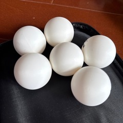 卓球ラケットとボールのセットの画像